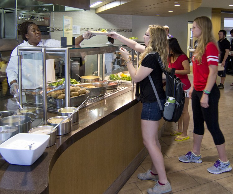 Bon Appétit, Cornell College's food service provider, is working with the college to ensure locally-sourced, nutritious food.