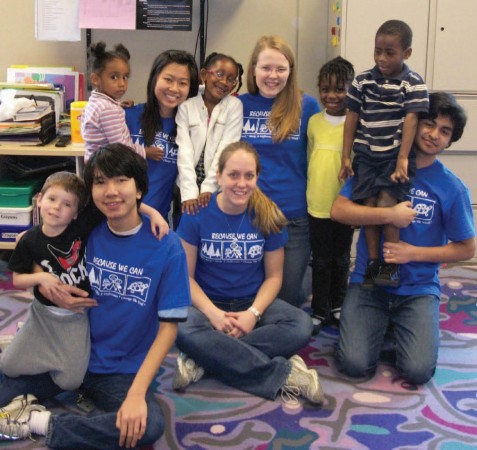 Alternative Spring Break trips, like this one in 2011 to Atlanta, help students understand civic engagement beyond the campus and the classroom (Photo by Samantha Hebel)