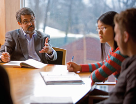 Professor A'amer Farooqi joined the economics and business department in 1987 and now directs the Berry Center for Economics, Business, and Public Policy. 