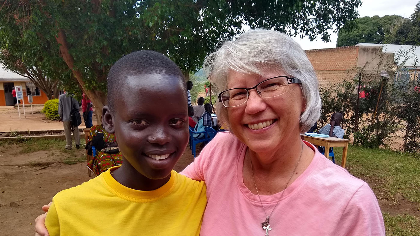 Sharon Goodwin Fogleman ’75 with one of the South Sudanese students she mentors, Mary, 18, an orphan who was evacuated to Uganda