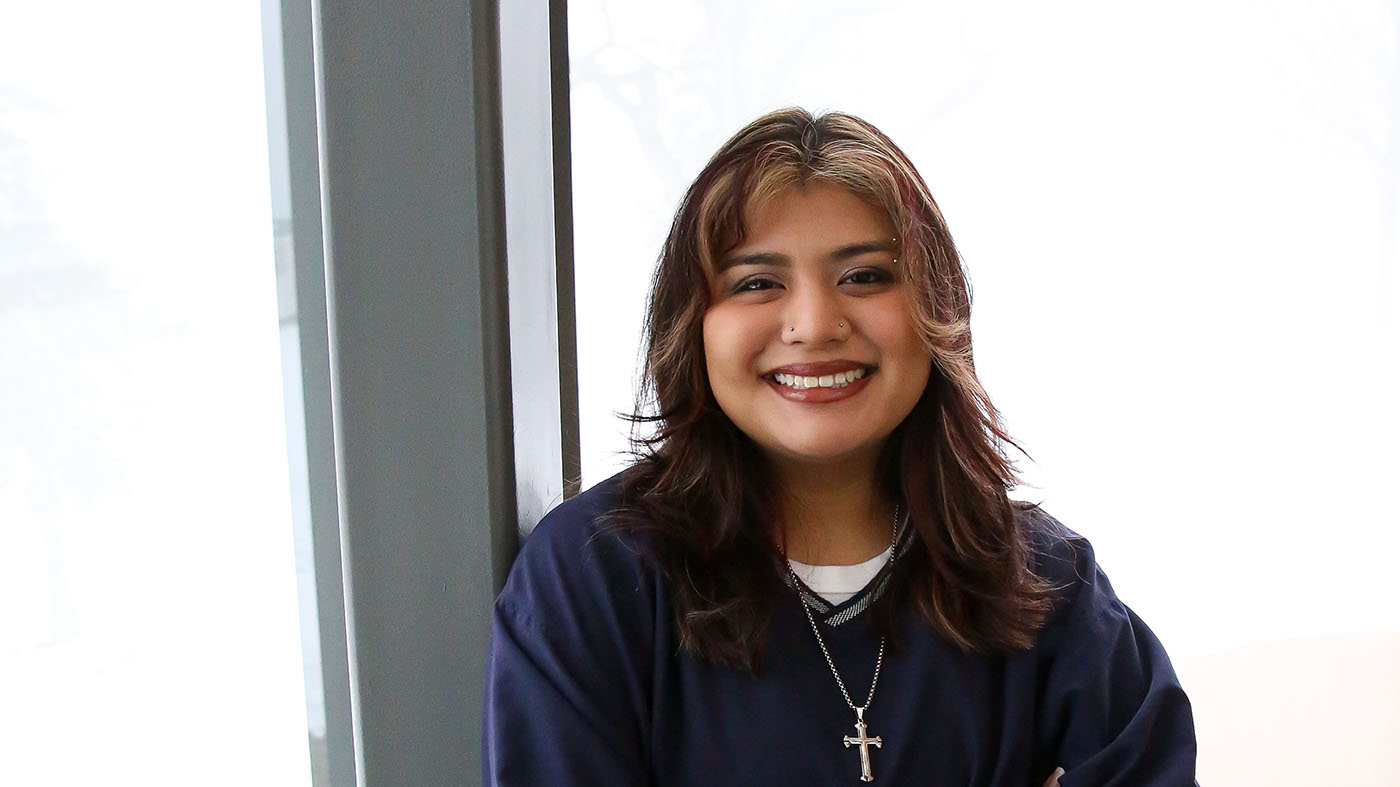 Headshot of Posse scholar Shirley Romero Carreon '25