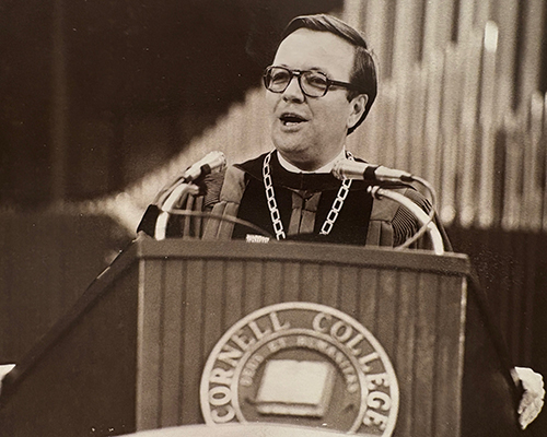 Philip Secor speaking during his inauguration