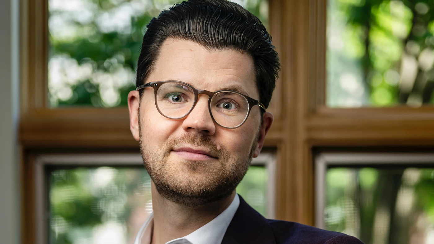 Composer and conductor Jake Runestad