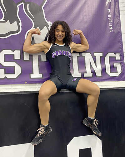 Senior women's wrestler Olivia Cotton '26