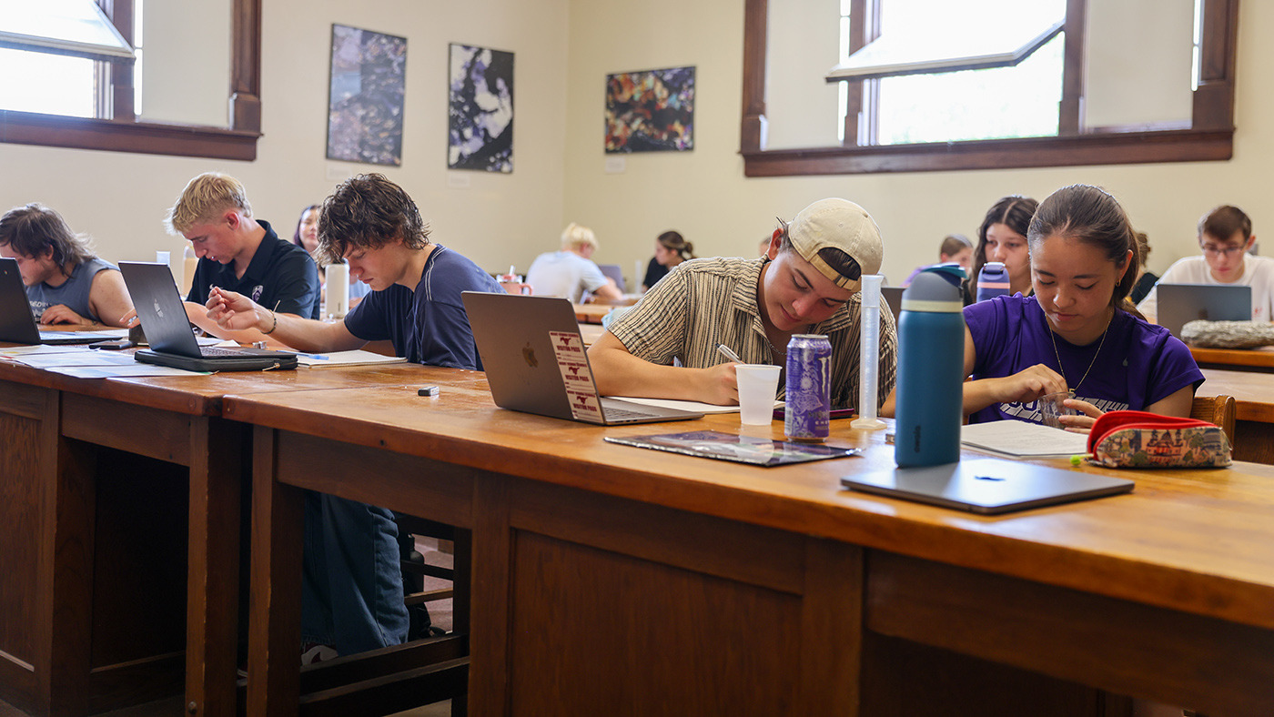 Cornell College sophomores are putting citizenship into practice through their Second-Year Seminar (SYS) courses as they explore solutions to societal issues.