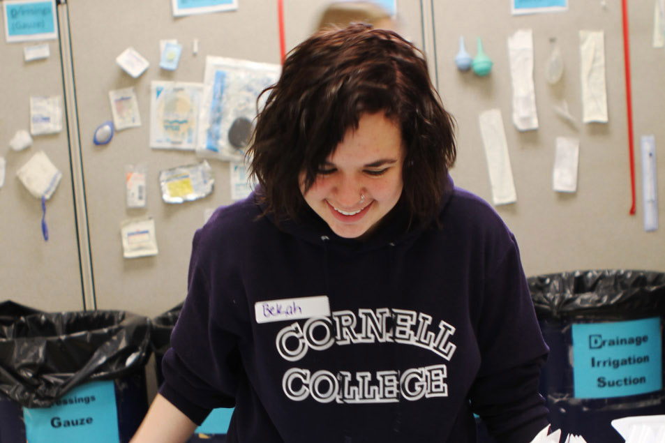 Spring break Students travel to serve Cornell College