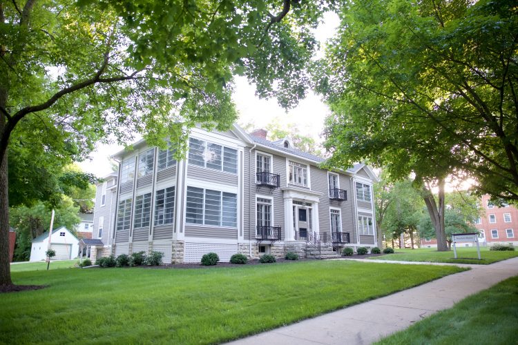 Brackett House back in business Cornell College