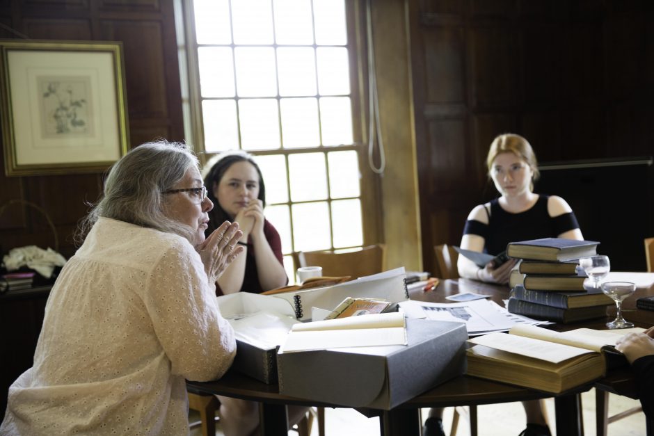 Maureen Sullivan ’18, Emma Jean Meyer ’19, Jessica Halter ’18 , and Professor Leslie Kathleen Hankins work in the Van Etten-Lacey House. 20