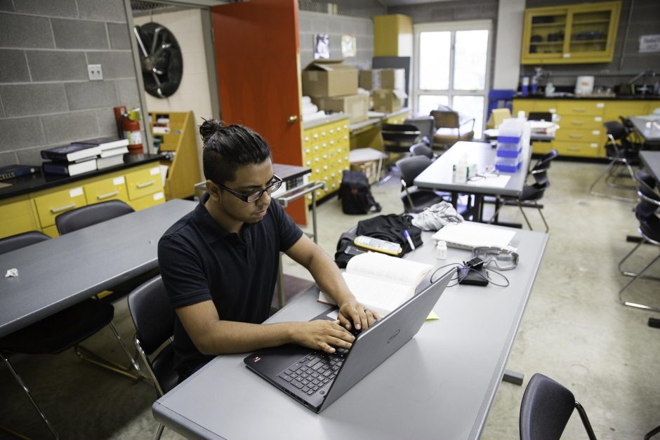 Students research in Professor Jai Shanata's lab 2