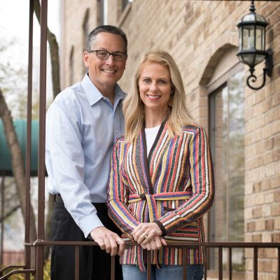 Erica Osmundson Reimers ’98 and Chad Reimers