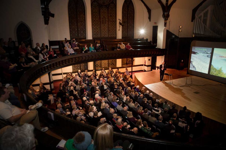 Nobel Laureate Steven Chu speaks on climate change solutions in King Chapel on Oct. 24, 2019.