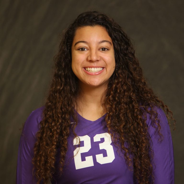 Kyrstyn Dyson: Engineering and volleyball | Cornell College