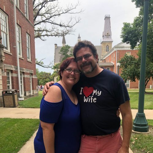 Miranda Minton Bauer ’97 and Dan Bauer ’96 on Naomi’s move-in day.