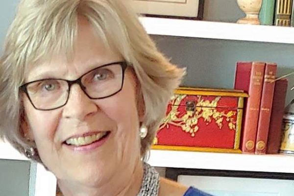 Jane Welgos Sidwell ’69 provided leadership in the fields of hospice and palliative care—serving the needs of those approaching the end of life. 