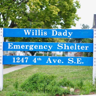 Sophomores work directly with staff members at Willis Dady Homeless Services in Cedar Rapids to research best practices, then present them at the end of the block. Photo courtesy of Willis Dady Homeless Services. 
