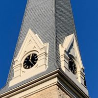 King Chapel clock tower with the time frozen at just after 5 o'clock.